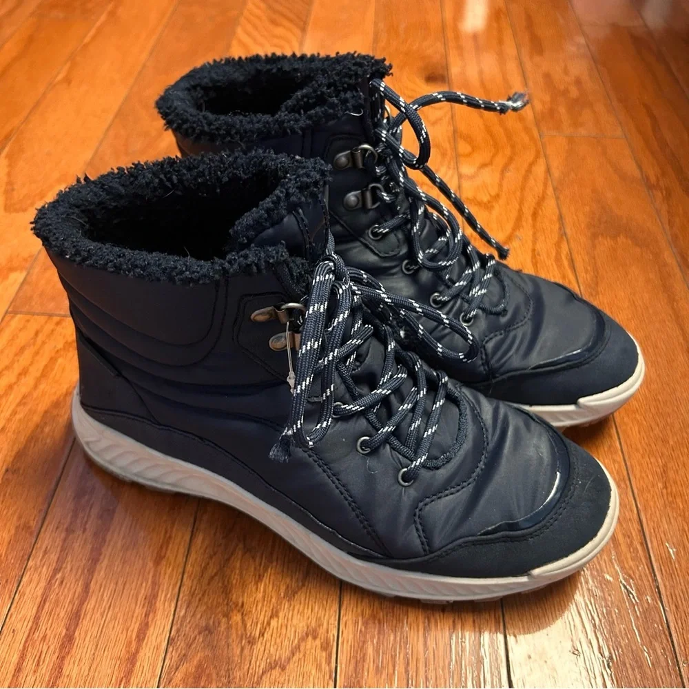 BareTraps Navy Winter Boots